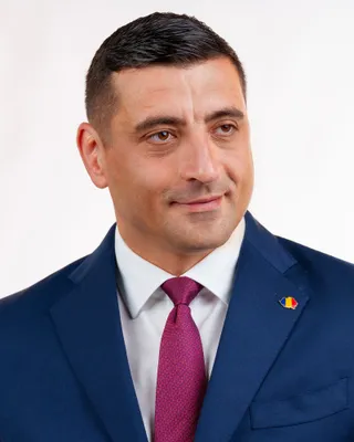 Portret al lui George Simion, fotografie realizată în 2024.