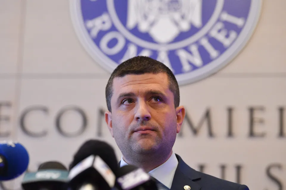 Radu Miruță