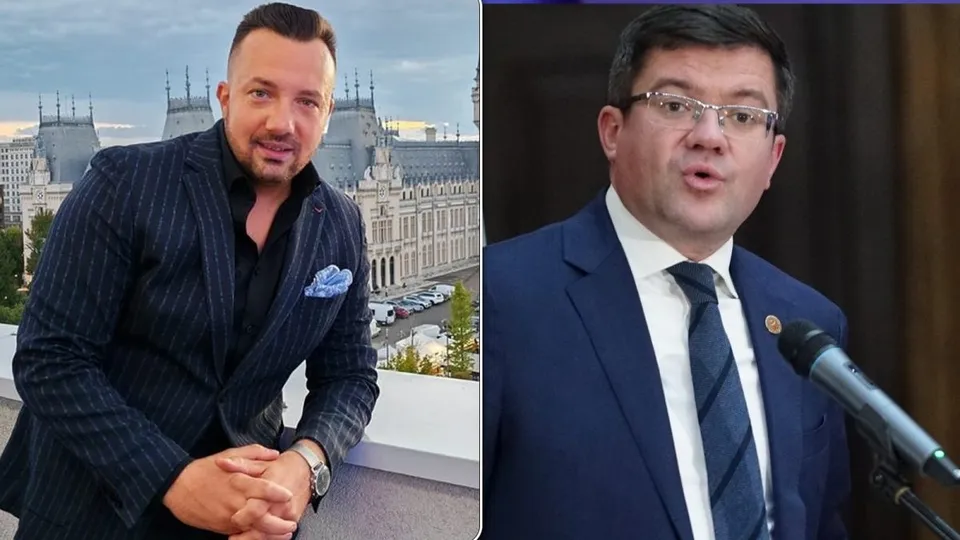 Un bărbat într-un costum în dungi stă pe un balcon, iar în partea dreaptă apare un bărbat cu ochelari și cravată în fața unui microfon.