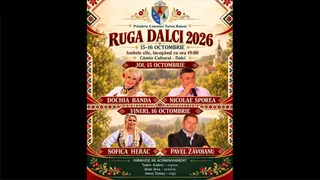 Un afiș colorat prezintă patru fotografii de portret ale unor artiști, text și elemente decorative folclorice pe un fundal cu peisaj rural.