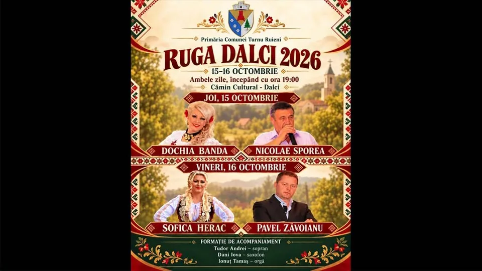 Un afiș colorat prezintă patru fotografii de portret ale unor artiști, text și elemente decorative folclorice pe un fundal cu peisaj rural.