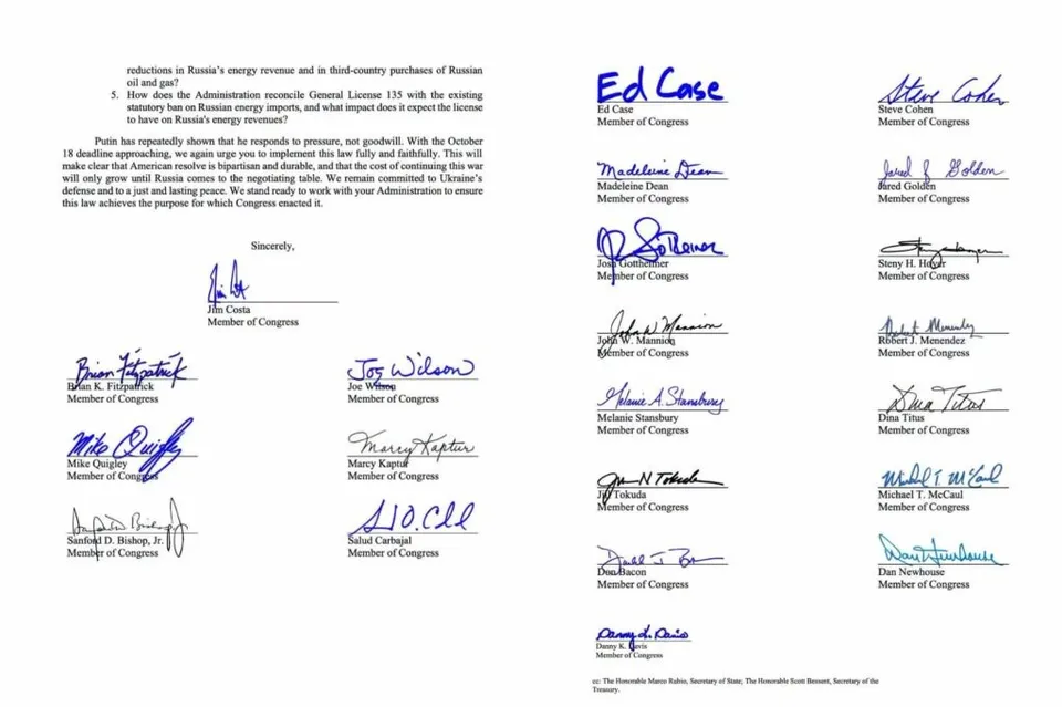 O listă de semnături scrise de mână pe un document alb, alături de numele unor persoane și funcția de membru al Congresului.