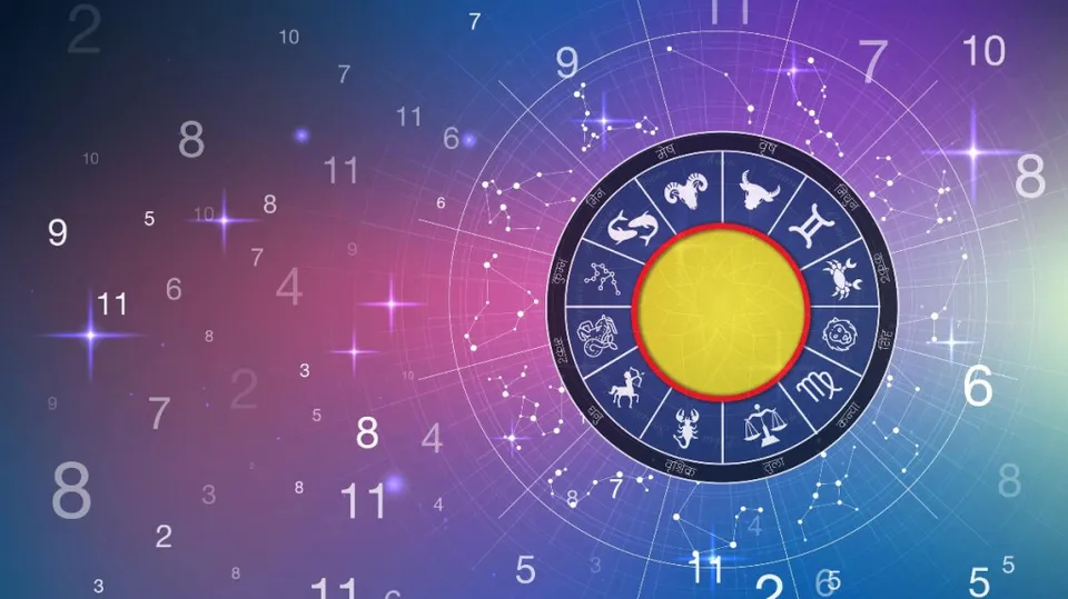 O ilustrație grafică cu un cerc zodiacal central, un so galben și fundal cosmic cu numere și stele strălucitoare.
