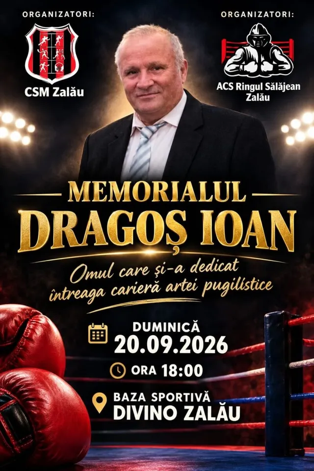 Un bărbat în costum și cravată stă în fața unui afiș care conține text, imagini cu mănuși de box și un scut de club.