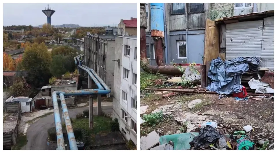 Două imagini prezintă conducte industriale de culoare albastră, o clădire gri cu ferestre mici și un teren cu resturi de deșeuri și materiale acoperite.