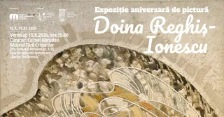 Un afiș de expoziție prezintă o pictură abstractă cu linii curbe și nuanțe de maro, ocazând un eveniment aniversar de pictură.