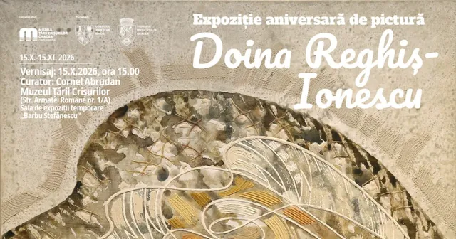 Un afiș de expoziție prezintă o pictură abstractă cu linii curbe și nuanțe de maro, ocazând un eveniment aniversar de pictură.