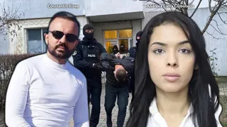 O compoziție cu un bărbat în alb la stânga, o femeie la dreapta și în fundal o scenă de arestare cu polițiști mascate și o persoană încătușată.