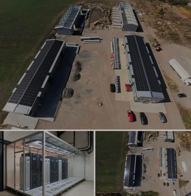 Imagine compusă formată dintr-o vedere aeriană a unor clădiri industriale cu panouri solare pe acoperiș și o vedere interioară cu rack-uri de servere într-o încăpere.