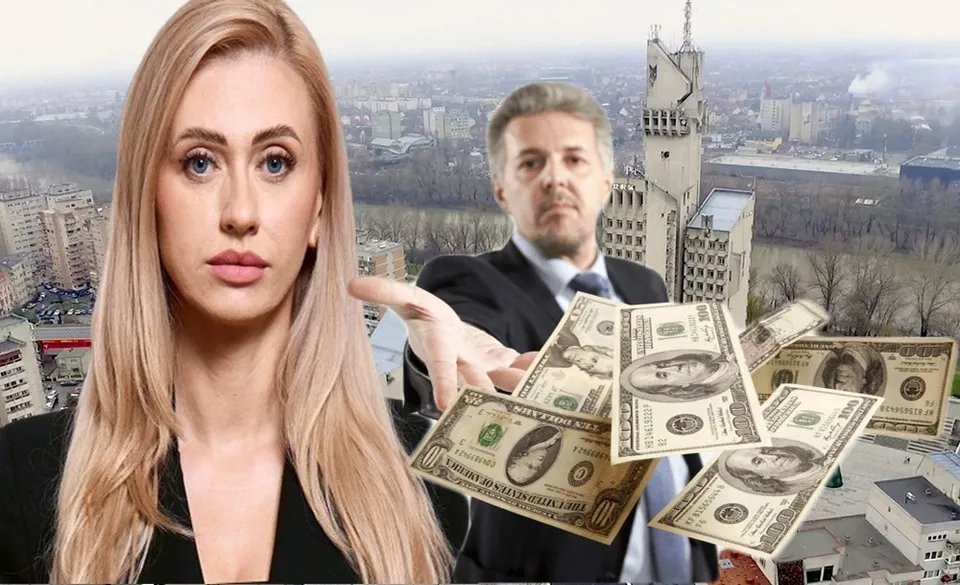 O femeie cu părul blond și un bărbat în costum stau în fața unui peisaj urban cu clădiri și bancnote de zece dolari plutind în prim-plan.