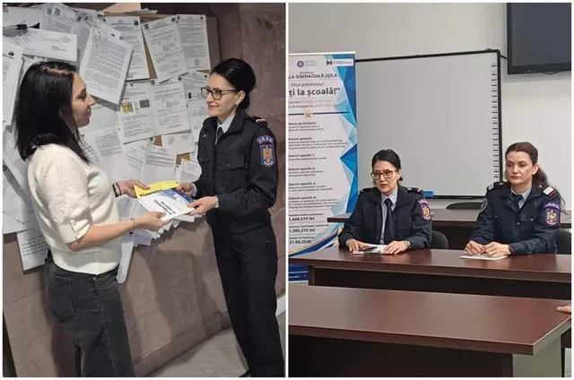 O femeie în uniformă întunecată oferă o broșură unei femei cu părul lung, în timp ce două femei în uniformă stau la o masă.