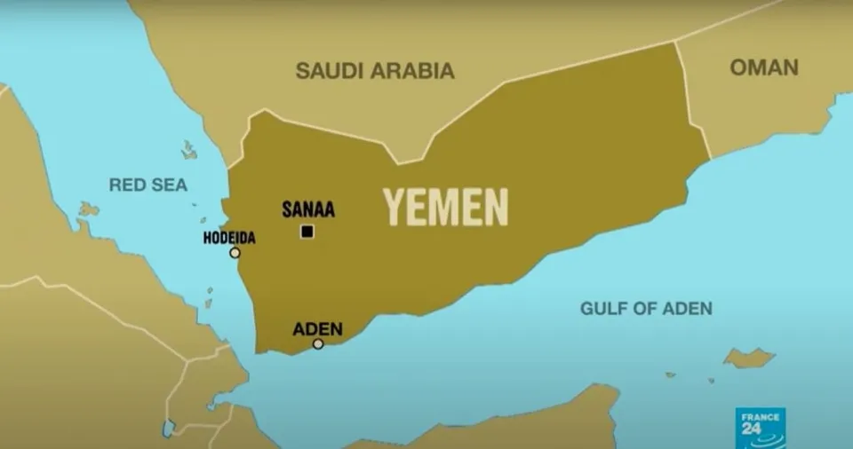 O hartă politică a Yemenului, care indică locațiile orașelor Sanaa, Hodeida și Aden, alături de regiunile Arabia Saudită, Oman și Golful Aden.