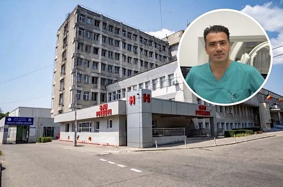 Un bărbat cu haine verzi de medic este suprapus pe o clădire de spital cu inscripția SJU Pitești sub un cer înnorat.