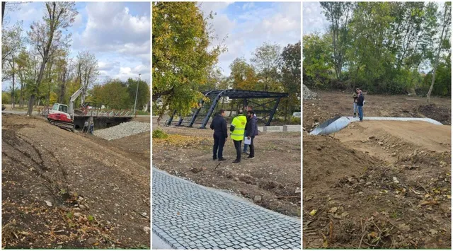 Trei fotografii suprapuse arată un șantier cu utilaje, un grup de persoane lângă o structură metalică și un teren de pământ cu un material alb.