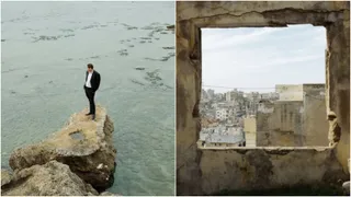 Imagine compusă din două cadre, unul cu un bărbat în costum negru pe o stâncă lângă apă și unul cu o vedere urbană printr-o fereastră lipsită de cadrul.