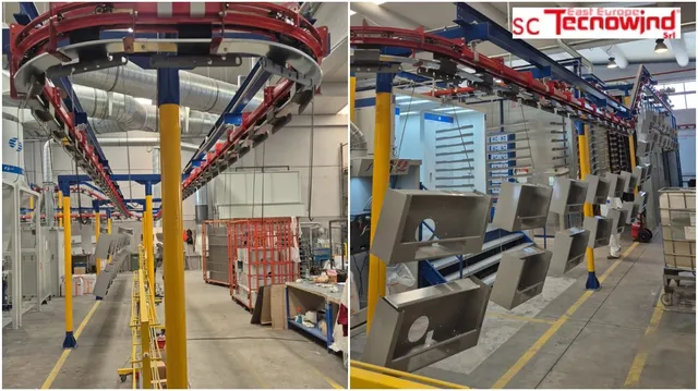 O instalație industrială de transport pe bandă cu piese metalice suspendate, într-o fabrică cu echipamente de vopsire.